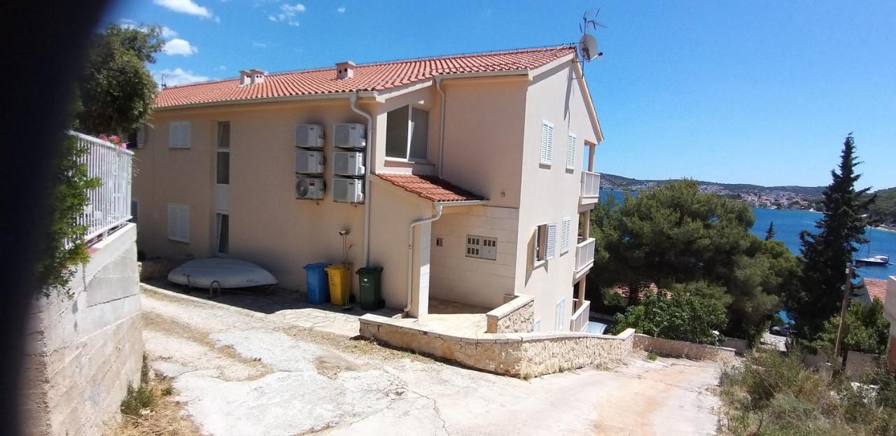Apartman Slavica Rogoznica  Luaran gambar