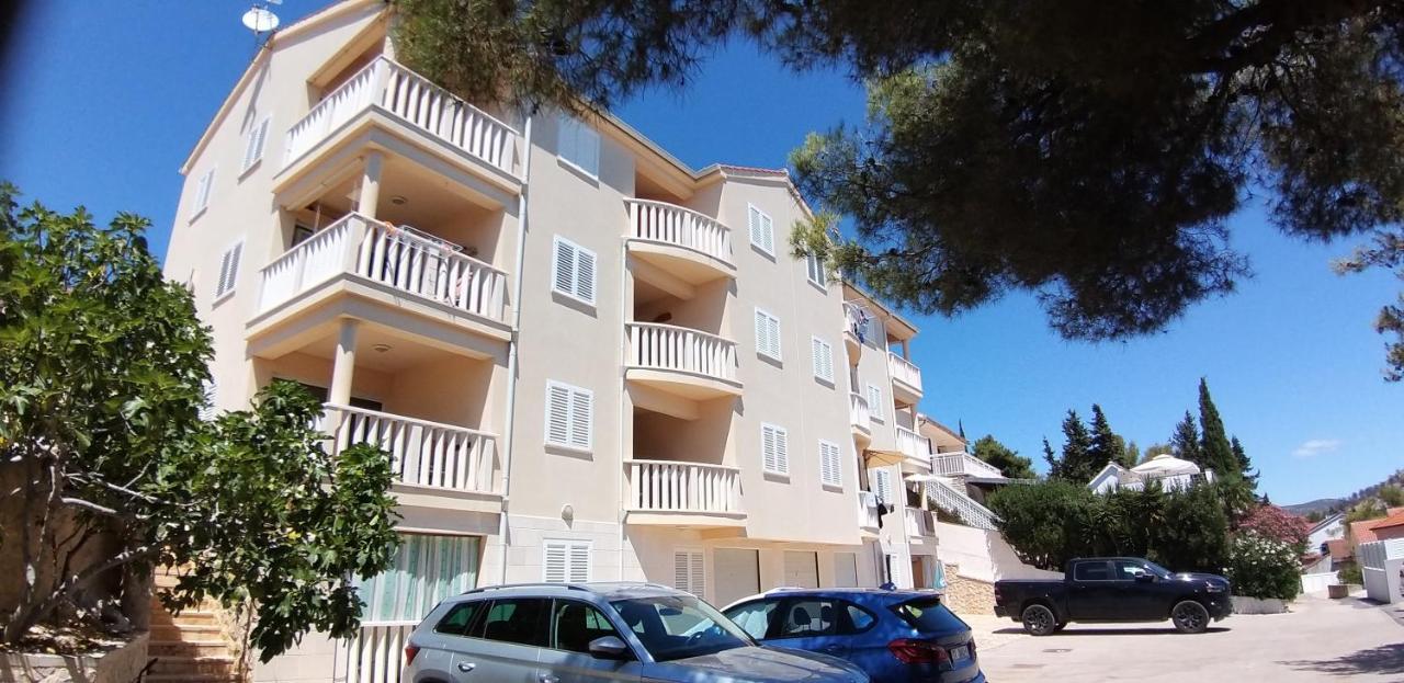 Apartman Slavica Rogoznica  Luaran gambar
